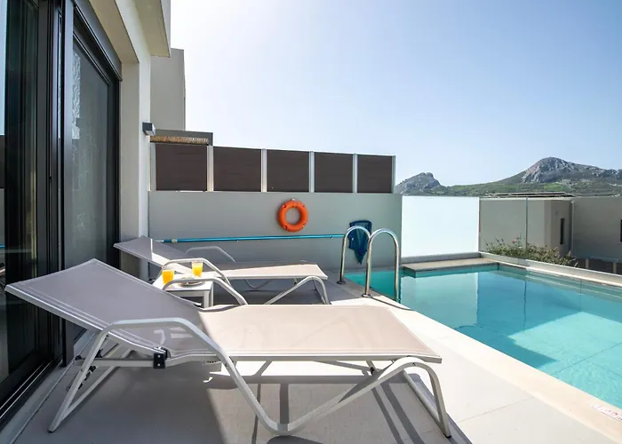 Porti Villas Iraklis