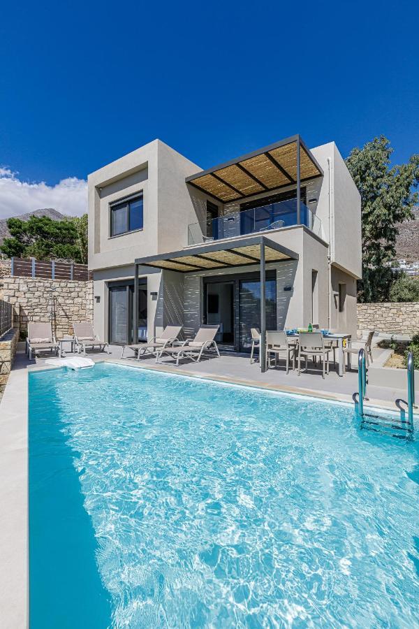 Vila Porti Iraklis *